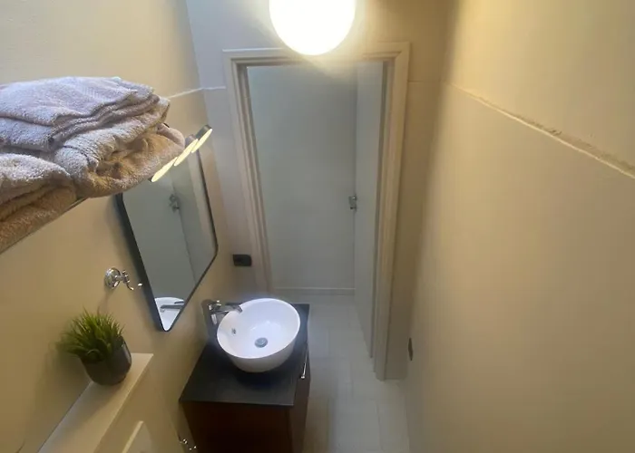 Apartamento Little Loft On Roofs Módena